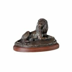 Lion Statue - His Magesty!
