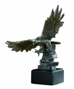 Pewter Eagle - On The Hunt