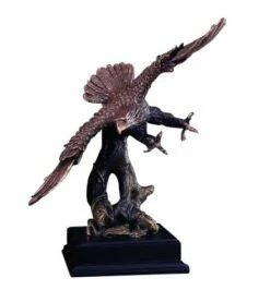 Eagle Statue - Eye On The PRIZE