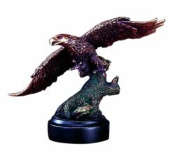 Eagle Statue - On ATTACK