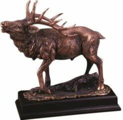 Elk Statue - Impressive