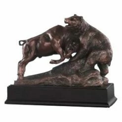 Bull And Bear Sculpture - Best Of Wall Street