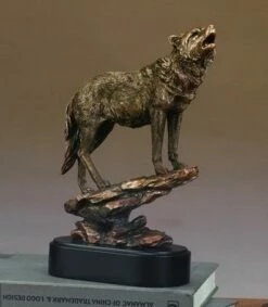 Wolf Howling Sculpture
